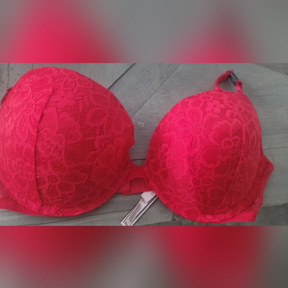 Victoria's Secret Red Lace Bra with Underwire